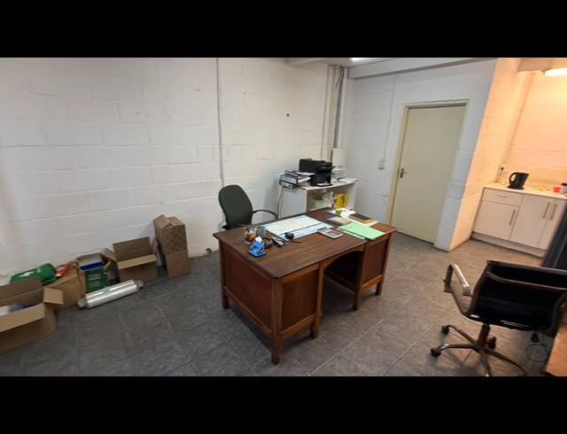 446M² WAREHOUSE TO LET IN EVERITE INDUSTRIA